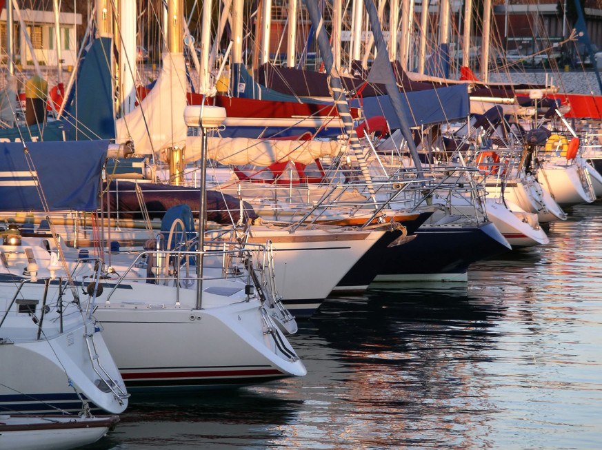 Sailing Holidays UK A Solent Sailing Holiday