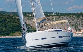 Universal Yachting to show Dufour 350 GL at the Poole Harbour Boat Show