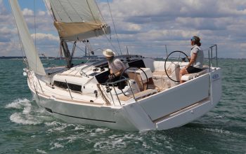 Charter our Beneteau Oceanis 343