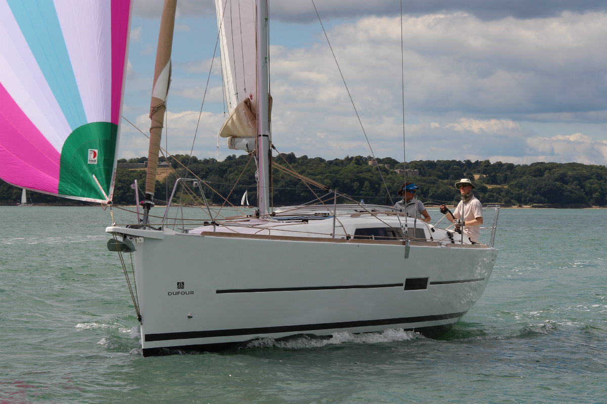 yacht charter solent bareboat