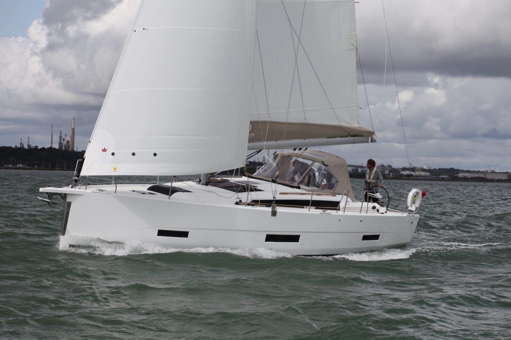 dufour 390 for charter