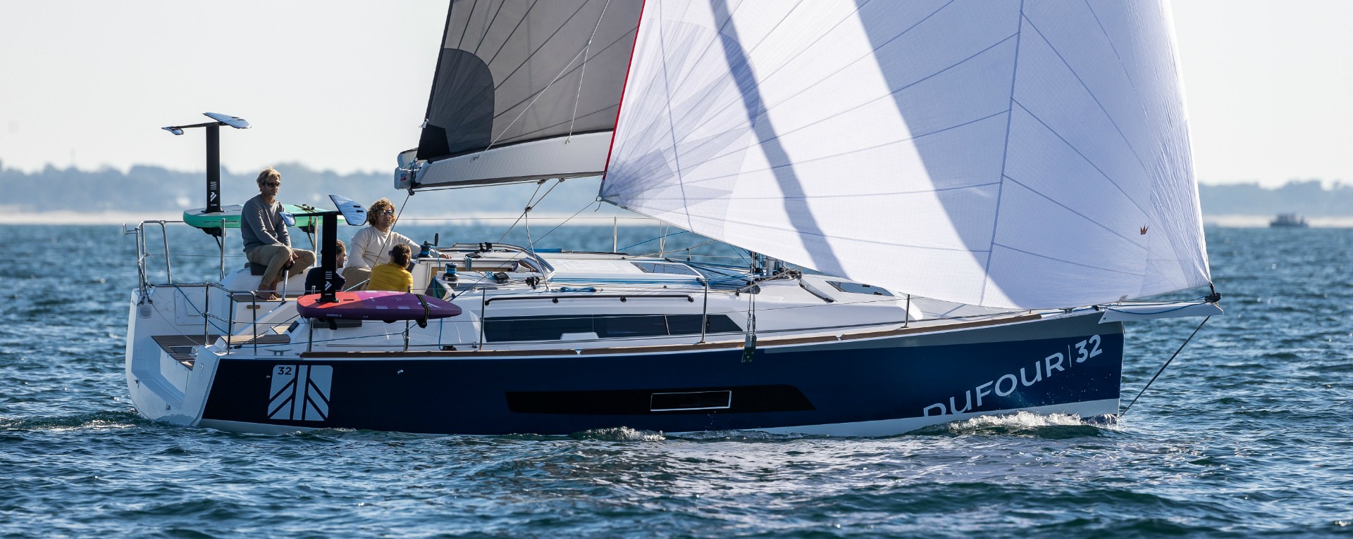 An innovative & sporty sail boat