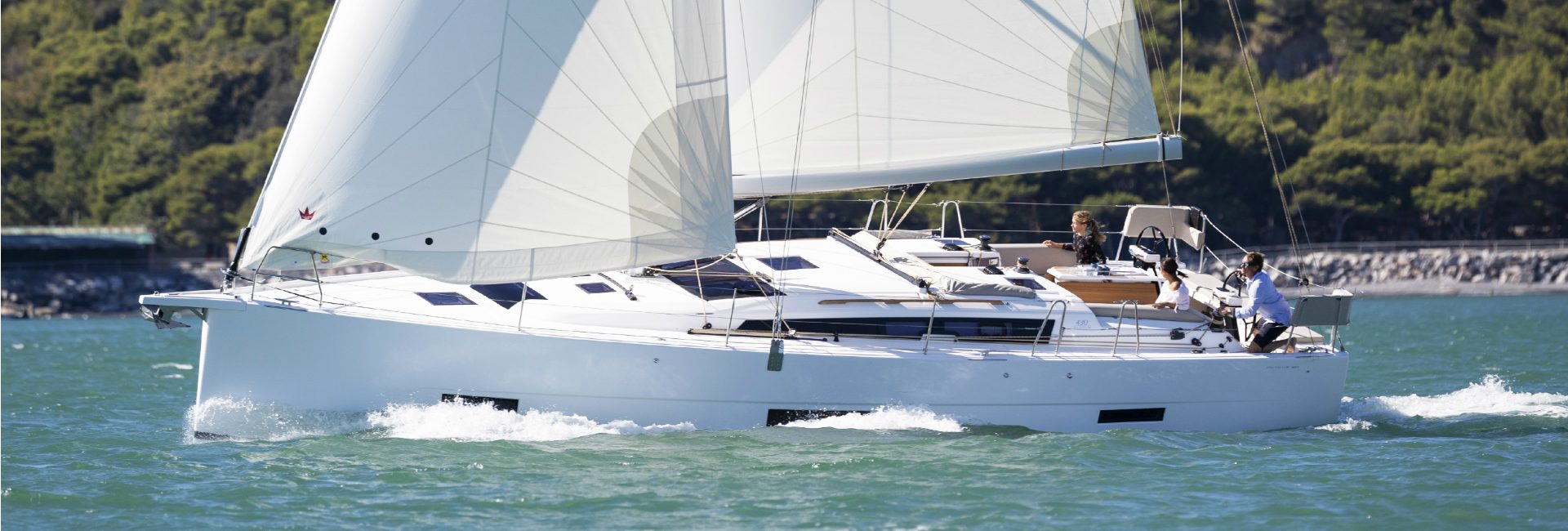 Dufour 430